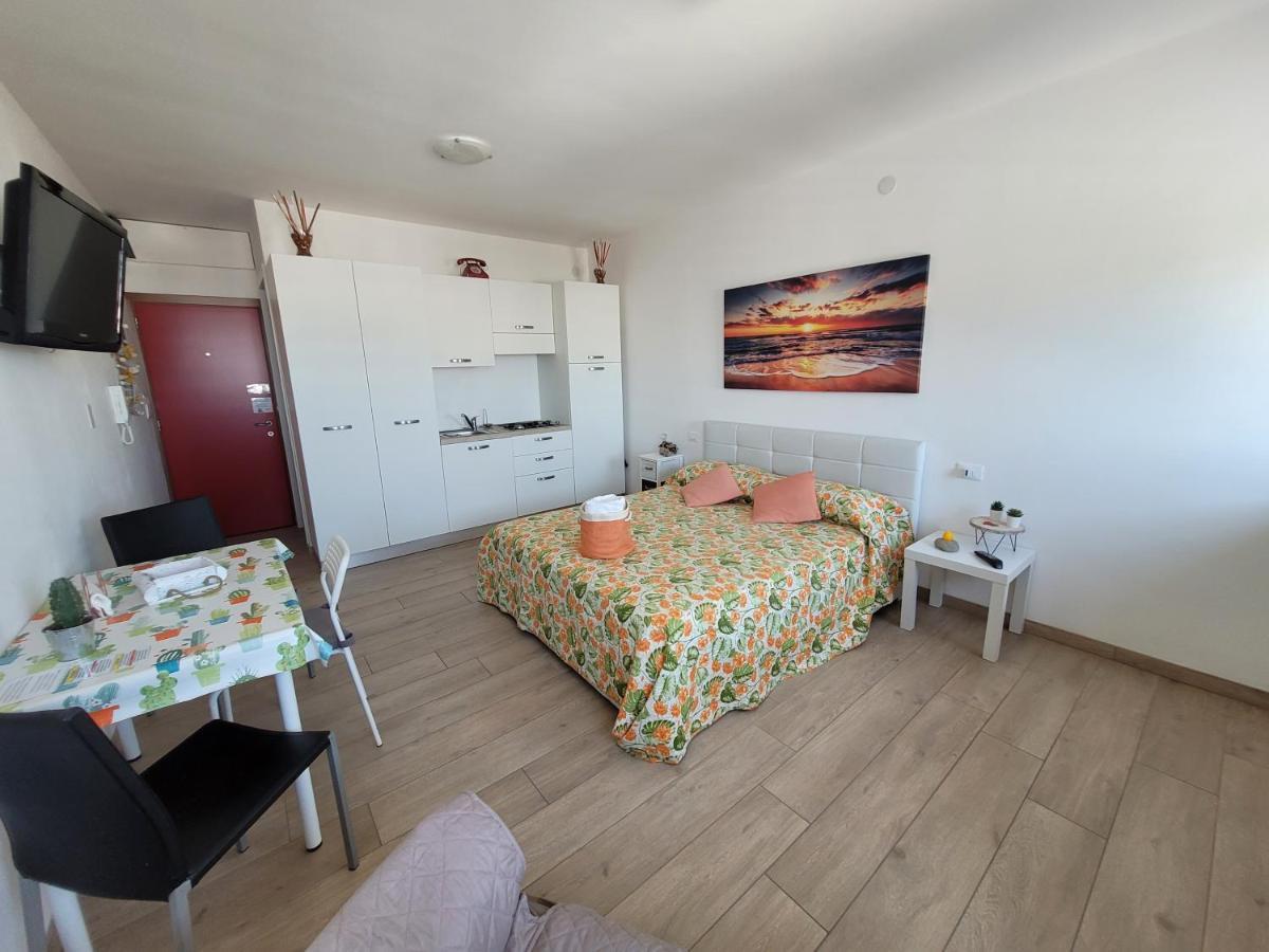 Rosato 3 Sea View Apartment Lignano Sabbiadoro Eksteriør bilde