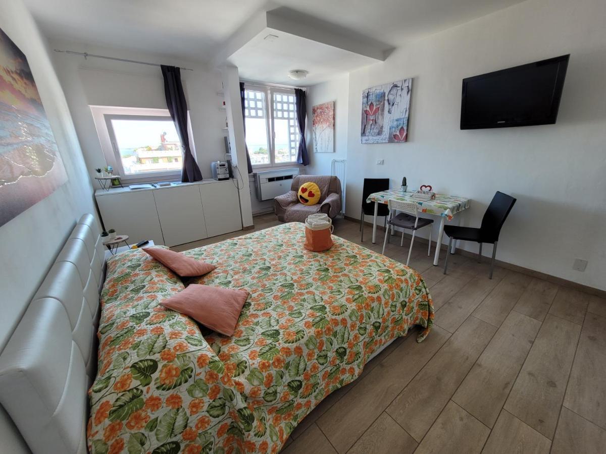 Rosato 3 Sea View Apartment Lignano Sabbiadoro Eksteriør bilde