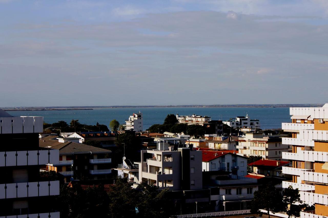 Rosato 3 Sea View Apartment Lignano Sabbiadoro Eksteriør bilde